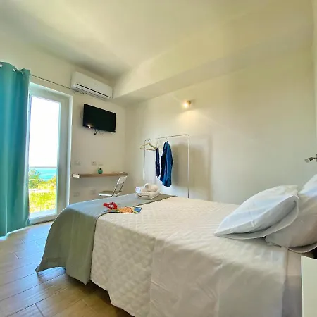 Campus Dei - 4*